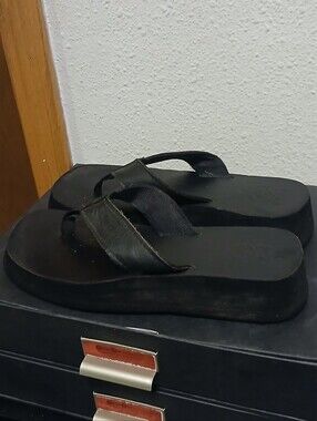 Reef Women’s Black Platform Flip Flop Sandals Size 9 Comfort Thong